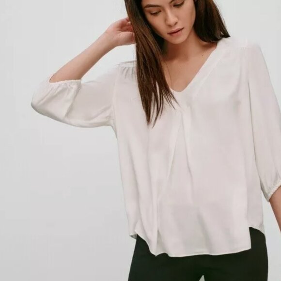 Babaton Tops - Aritzia Babaton Adrian 100% silk off white 3/4 sleeve blouse size S